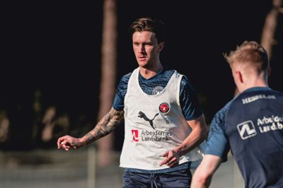 Kristoffer Olsson var skarp og i topform under FC Midtjyllands træningslejr tidligere i februar, hvor dette billede er fra. Den 28-årige svensker ligger netop nu i respirator på Skejby Sygehus. Foto: Daniel André Stentz/FCM