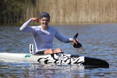 Sebastian Rask Løkkegaard er et af de bedste bud på en dansk medalje. Han er vokset op i Hornslet og startede med at ro i Randers, inden han i 2020 flyttede til Gødvad med sin familie, der oprindeligt kommer fra Silkeborg. Foto: Silkeborg Kajakklub