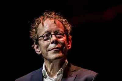Søren Sætter-Lassen ses her ved Reumert-uddelingen i 2022, hvor han modtog Årets Hæderspris. Fredag 11. juli fylder skuespilleren 70 år.