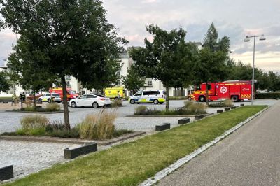 Der var masser af blå blink omkring Fuglsang Sø lørdag aften.