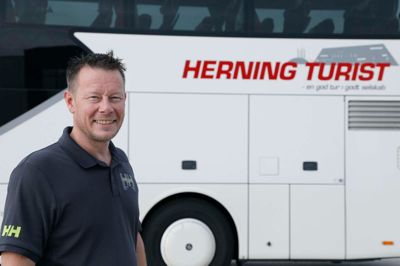 Herning Turist-direktør Ronny Gasbjerg frygter, at politikerne i fremtiden vil spare endnu mere på den kollektive trafik i det midt- og vestjyske.