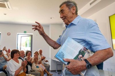 Eddy Merckx var i juni til stede under præsentationen af en biografi, der handler om cykelikonet selv.