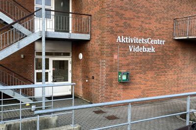 Det kinesiske brætspil Mahjong er programmet mandag 21. juli hos Aktivitetcenter Videbæk.