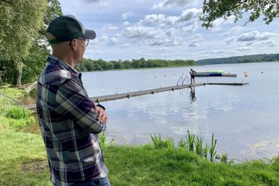 Der er smukt på Birkhede Camping. Men DMIs varsel først på ugen om farligt vejr betød, at halvdelen af gæsterne tog hjem. Det kan mærkes økonomisk for Thomas Cordtz (billedet) og Tina Dideriksen, der ejer campingpladsen.