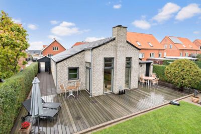 Ugens bolig ligger på Slagelsegade 18 i Herning. Her finder man en nyere bolig fra 2013, som er bygget i eksklusive materialer, så den stort set er vedligeholdelsesfri.