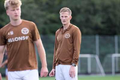 Rutinerede Henrik Brodersen er klar alderspræsident på det meget unge Young Boys-mandskab, der gik sikkert videre i pokalen.