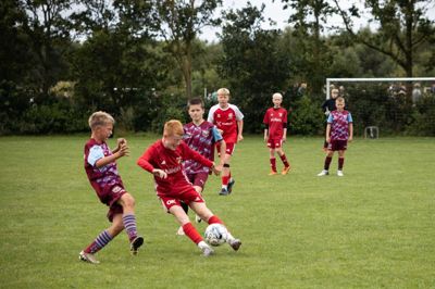 Tacklingerne skal sidde lige i skabet, og det gjorde de bestemt også lørdag formiddag, da XL Brejnholt Bording Cup for alvor blev skudt i gang.