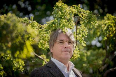 Lægen, psykiateren og tv-personligheden Peter Lund Madsen er død, 65 år. Det oplyser hans familie til Ritzau.