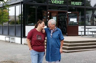 Egentlig mødte Maja Dausell (t.v.) og Annie Bech Nielsen hinanden til kommunalvalget i 2021, hvor de var tilforordnede for hver sit parti - S og V. Her opdagede de et glimrende samarbejde og fælles forståelse. Det har nu fået et nyt udtryk.