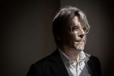 Peter Lund Madsen var kendt for at kunne formidle ofte svært tilgængelige videnskabelige emner på en letforståelig og underholdende måde. (Arkivfoto).