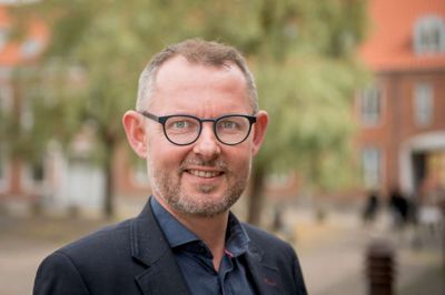 Frederik Gammelgaard, direktør i Skanderborg Kommune, afviser, at kommunen ulovligt driver campingplads på Skimminghøj i Ry.