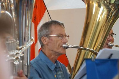 <em id="emphasis-87143b25fe4bc30fac294a1a8089f211">Uffe Stephansen spillede i juni med Kibæk FDF Orkester i Bording Kirke. Udover musikken og glæden ved den, handlede dagen også om, at han gerne ville have mulighed for at sige farvel til venner og kolleger. Han døde 1. august.</em>