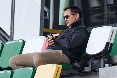 Silkeborg IF's sportschef, Jesper Stüker, har længe været på udkig efter en ny midtstopper, og nu har han fundet løsningen i Sverige.