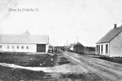 Frederiks ser jo helt anderledes ud i dag, end den gjorde i 1907, men man kan alligevel godt genkende Søndergade 7.