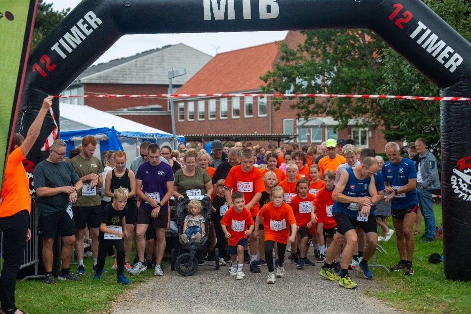 Ivrige løbere - klar parat start. Foto: RBS René Burow Sørensen