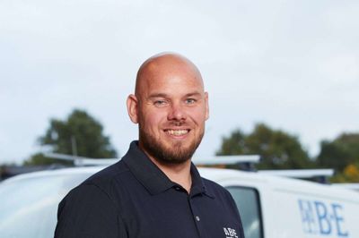Privat bor Søren Fabricius Østergaard med sin hustru og deres to børn i Karup.