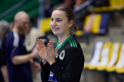 Natasja Andreasen er ud af en stor håndboldfamilie, hvor begge hendes forældre, Puk og Freddie, har spillet for Silkeborg-Voel KFUM's førstehold.