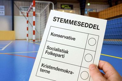 I Vinderup skifter de hotellet ud med hallen, når borgerne fremover skal afgive deres stemme til valg. Illustration: JVR Consult