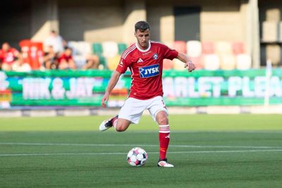 Jeppe Andersen missede den seneste testkamp mod Middelfart, men var tilbage på kunstgræsset ved tirsdagens træning.