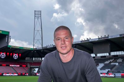 Mike Tullberg fotograferet på sin nye hjemmebane, MCH Arena, hvor han tirsdag eftermiddag blev præsenteret som ny cheftræner.