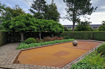 Herning Kommune vil de næste tre uger renovere Vandhaven i Mindeparken, så der igen kommer vand i haven.