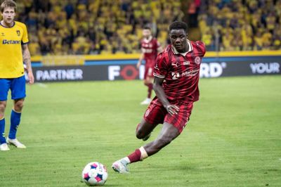 Topscorer Franculino Djú og resten af FC Midtjyllands hold kan se frem til en udekamp mod AaB i holdets første kamp i denne sæsons pokalturnering.