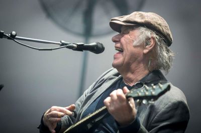 Der er fokus på Kim Larsen i Thorning.