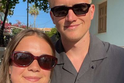 Emma Friis og Gustav Dahl mødte hinanden hinanden i Silkeborg i 2019, da de begge var skadede og genoptrænede. De har dannet par siden 2020.