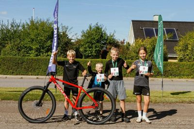Vindere i kategorien 12-16 år: Johan Mareti, Magnus Nielsen og Tobias Riberholt.