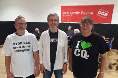 To klimaaktivister fra miljøbevægelsen Noah, Jacob Sørensen og Palle Bendsen, sammen med Tina Andersen, stifter af Facebook-siden, Stop CCS Danmark, bød tirsdag aften indenfor til møde med overskriften »Nej til at bo på CO2«.