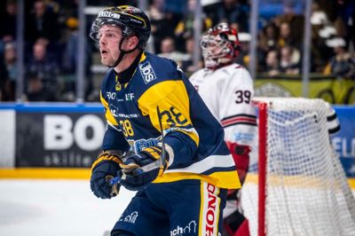 Blue Fox-truppen er spækket med erfaring. Kaptajn Morten Poulsen har eksempelvis spillet 91 VM-kampe for Danmark og var også en del af de magiske oplevelser i Boxen for fire måneder siden. Også Mathias Bau, Mathias Seldrup og Oskars Cibulskis var til VM i år.