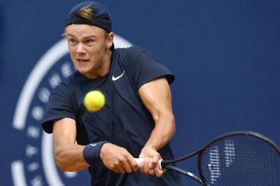 Holger Rune har potentialet til på sigt at kunne blande sig med de bedste i verden, vurderer formanden for Dansk Tennis Forbund, Henrik Thorsøe Pedersen.