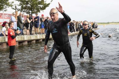 1,9 kilometer rundt i Fulgsang Sø skulle deltagerne i Garmibn Challenge tilbagelægge, inden de skulle cykle 90 kilometer. Stævnet blev sluttet af med 21 kilometers løb. Foto Jørn Deleuran