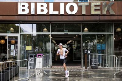Løberuten i Challenge Herning gik også i 2021-udgaven igennem Herning Bibliotek. Det bliver der ikke noget af i år, hvor stævnet er aflyst. Foto: Jørn Deleuran