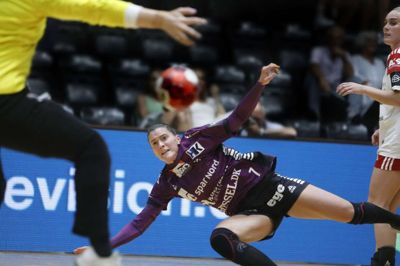 Stine Skogrand og HIH er et perfekt match, siger både spilleren selv, cheftræneren og direktøren. Foto: Henrik Ole Jensen
