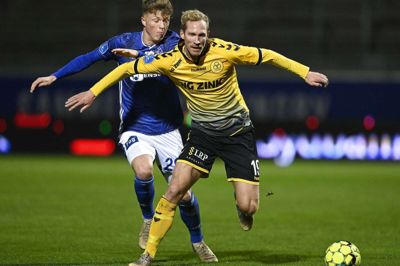 Jonas Thorsen trækker i næste sæson Viborgs grønne trøje over hovedet. (Arkivfoto).