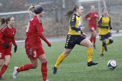 Vilja Dahl Pedersen stod for et mål og en assist, da Vildbjerg lørdag slog ASA med 2-1. Foto: Henrik Ole Jensen (Arkiv)