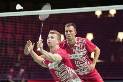 Kim Astrup (forrest) og makkeren Anders Skaarup (bagest) er Danmarks bedst placerede herredouble på verdensranglisten. Parret er aktuelt nummer 15. Foto: Claus Fisker/Ritzau Scanpix