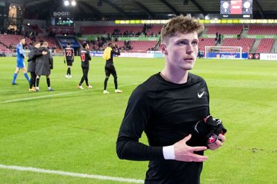 Nikolas Dyhr er tilbage i FCM-trøjen, men det kan måske snart ændre sig. Foto: Jørn Deleuran
