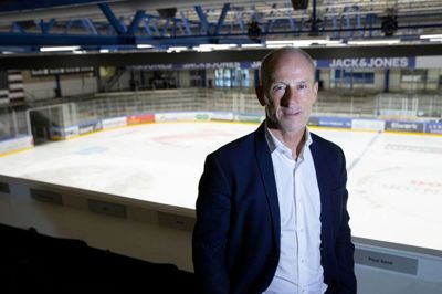 Poul Sand på én af sine hjemmebaner, Kvik Hockey Arena. Foto: Jørn Deleuran