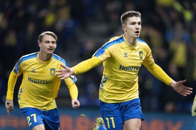 Brøndby-topscorer Mikael Uhre er udtaget til A-landsholdet.