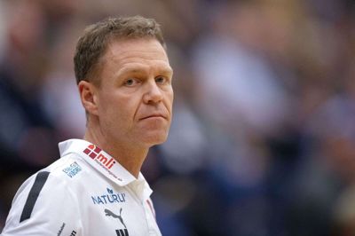 Viborg-træner Jakob Vestergaard er ramt af corona og kan fortælle, at kun fire spillere i truppen er i stand til at træne i øjeblikket. (Arkivfoto)
