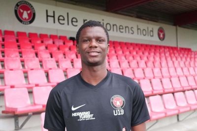 Ousmane Diomande fra Elfenbenskysten har underskrevet en femårig aftale med FC Midtjylland. Foto: FCM