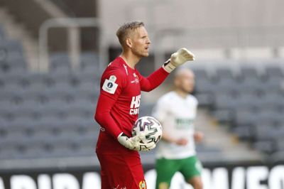 David Ousted indstillede i december karrieren efter 58 kampe for svenske Hammarby IF. Men nu samler den snart 37-årige målmand handskerne op igen og trækker i FCM-trøjen. Foto: Ritzau Scanpix/TT