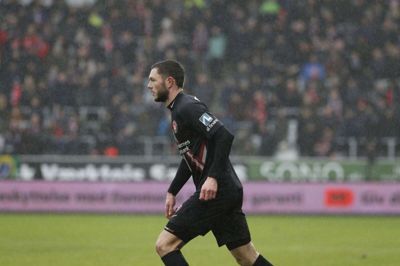 FC Midtjylland havde en frustrerende eftermiddag foran 9004 tilskuere på MCH Arena. AaB var skarpest og bedst og vandt 2-0. Foto: Malene Tswai