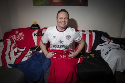 David Gorham synes, det er sjovt, at det netop er danskere, der er kommet mange af i sin hjerteklub nu, hvor han bor i Danmark. Foto: Martin Ballund