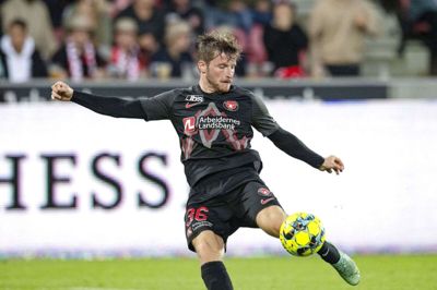 Anders Dreyer skiftede i august sidste år fra FC Midtjylland til Rubin Kazan. Nu er vejen banet for, at han måske igen kan trække i FCM-trøjen. Ny særregel gør det muligt, for FC Midtjylland og Dreyer at lave en aftale for resten af forårssæsonen. Foto: Bo Amstrup/Ritzau Scanpix
