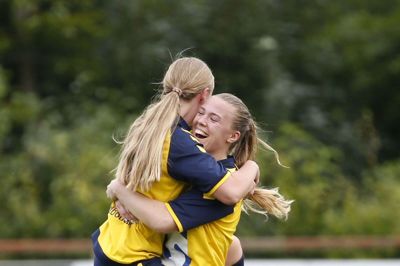 Vilja Dahl Pedersen kunne lørdag juble over en skarp scoring på kontra i udekampen mod Næstved HG. Billedet her stammer dog fra en tidligere kamp. Foto: Flemming Hansen
