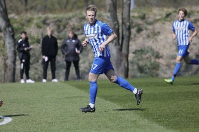 Med en scoring i overtiden sikrede Casper Larsen et point til Fremad, der hjemme spillede 2-2 mod Esbjerg. Foto: Henrik Ole Jensen