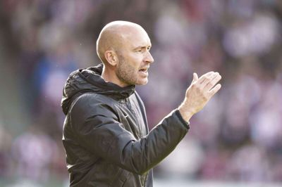 Jacob Friis overtog tidligere på sæsonen efter Lars Friis, som paradoksalt nok var træner for AaB i søndagens duel.